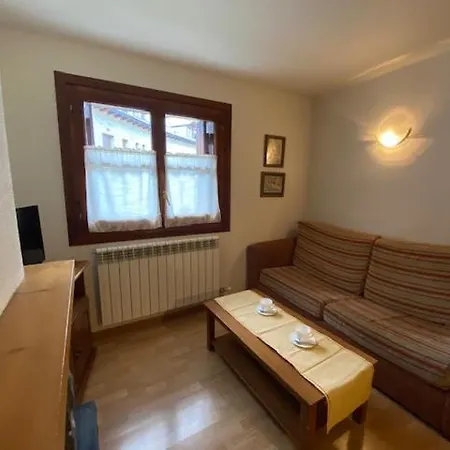 Apartment Lh Apartamento Sayo Ocho